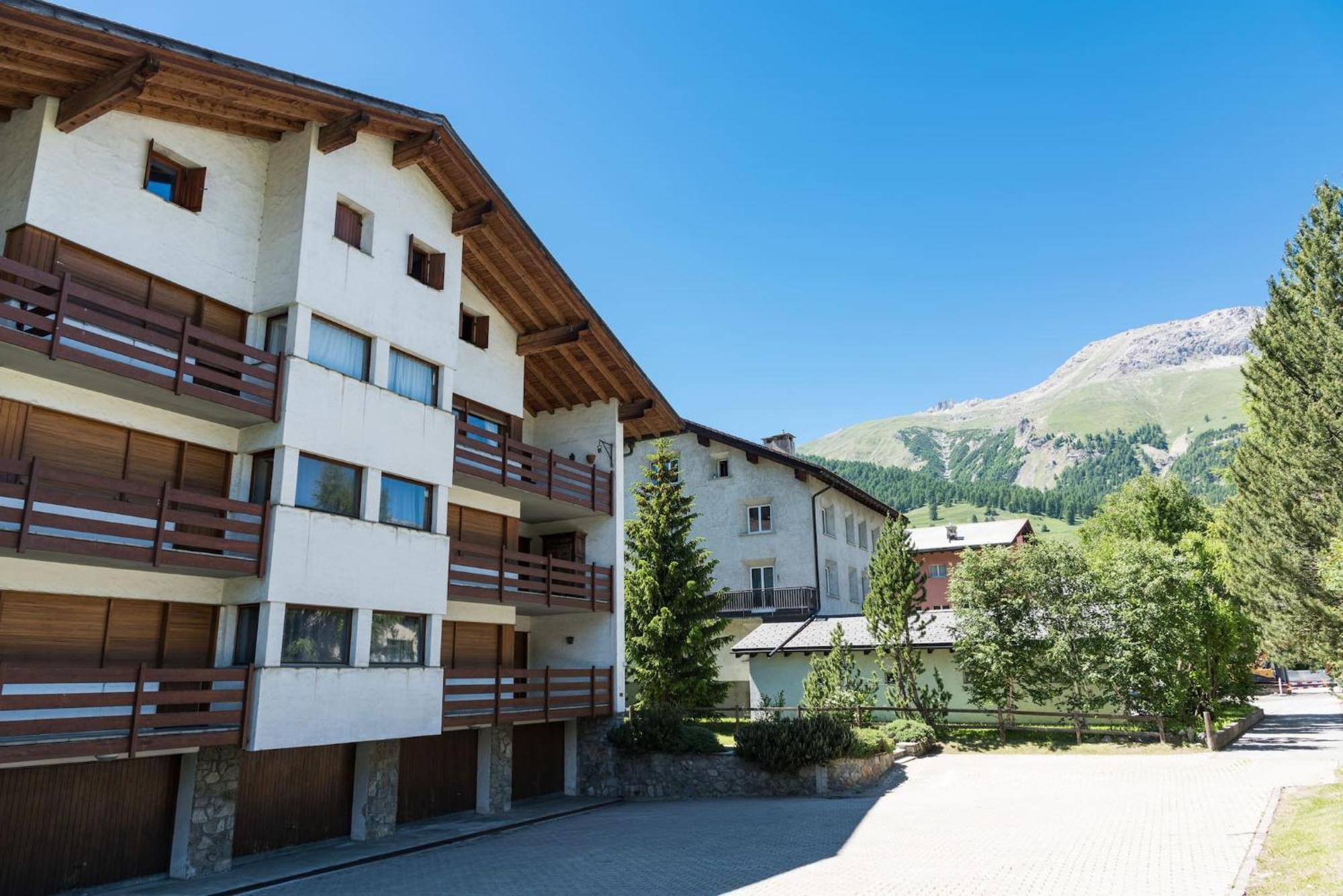 Chesa San Gian - Celerina Apartment Celerina/Schlarigna Bagian luar foto